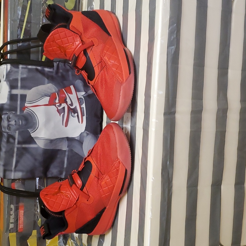 Air Jordan XXXIII